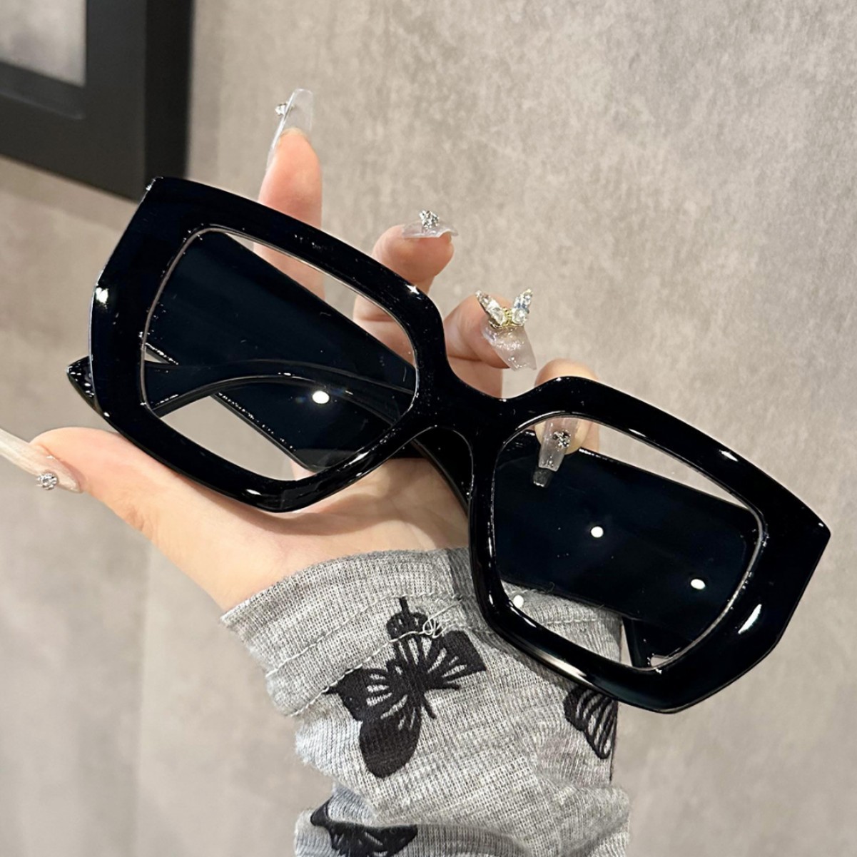 Super Large BoxSunglasses Wome - огляд і ціна Italy Fashion Street