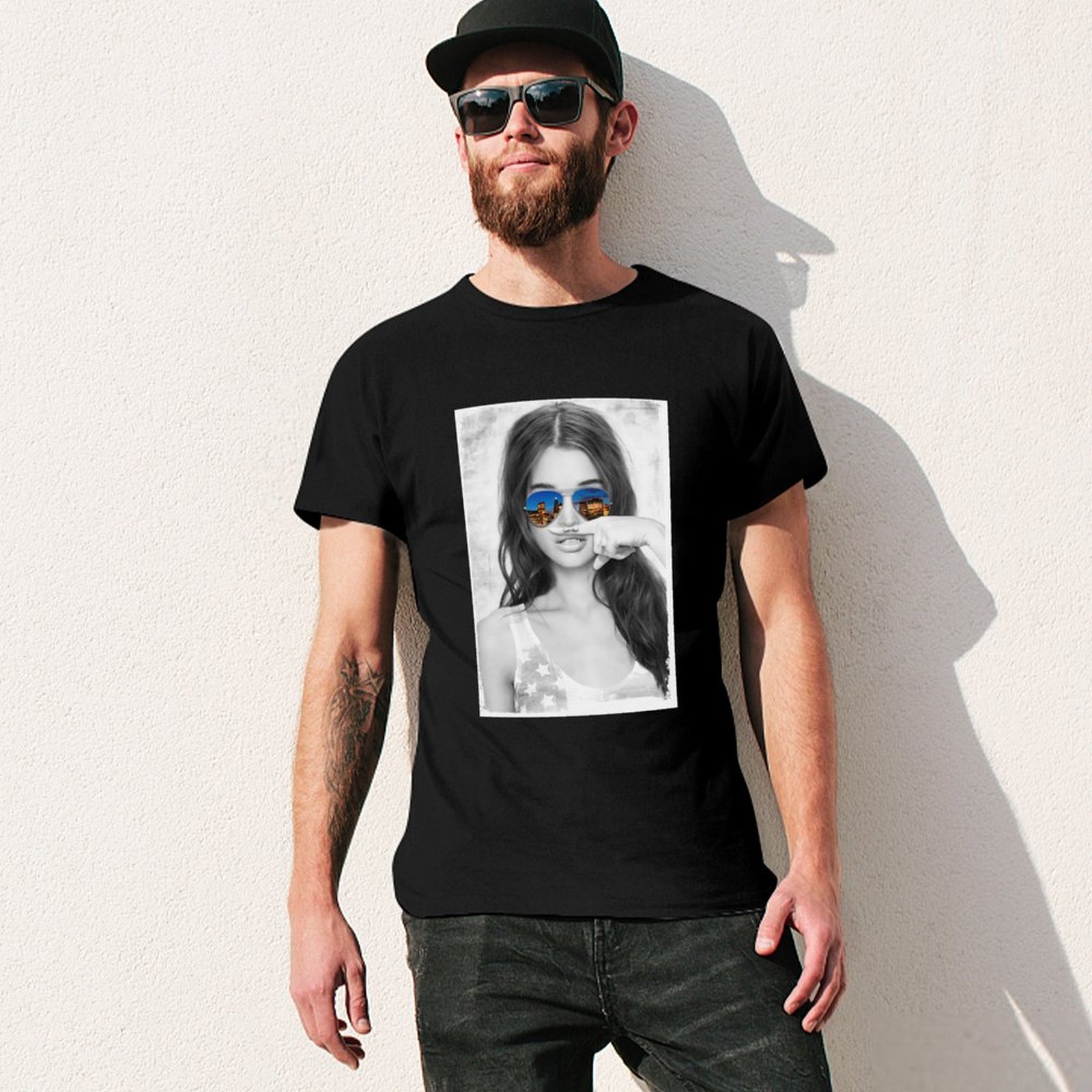Original Mustache Girl Graphic - огляд і ціна Street Fashion Co