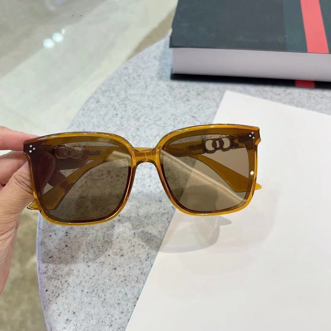 Same Style New Women's Sunglas - огляд і ціна Italy Fashion Street